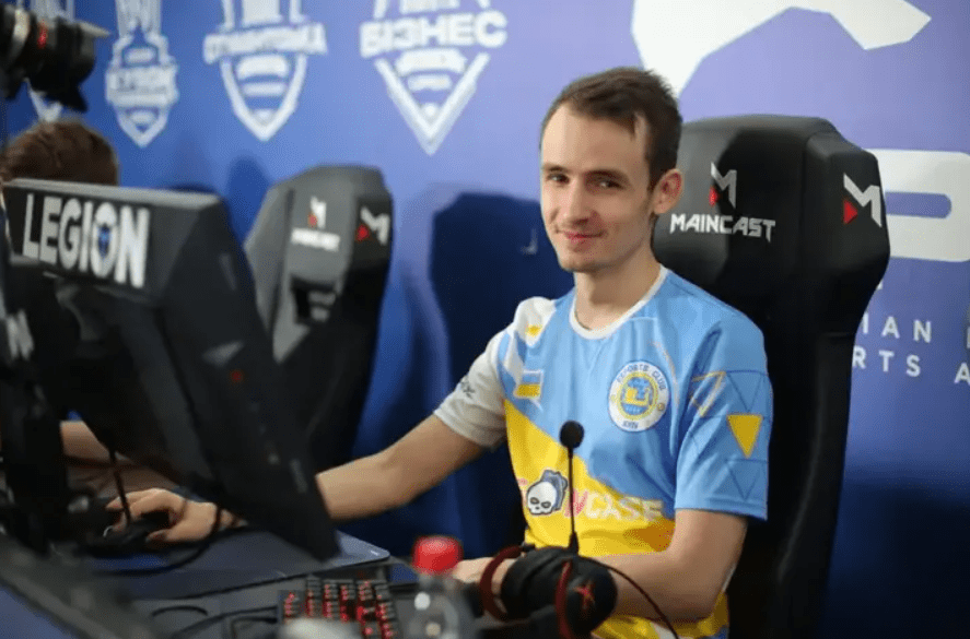 Yevhen Konoplyanka established the Counter-Strike 2 organization known as kONO.ECF
