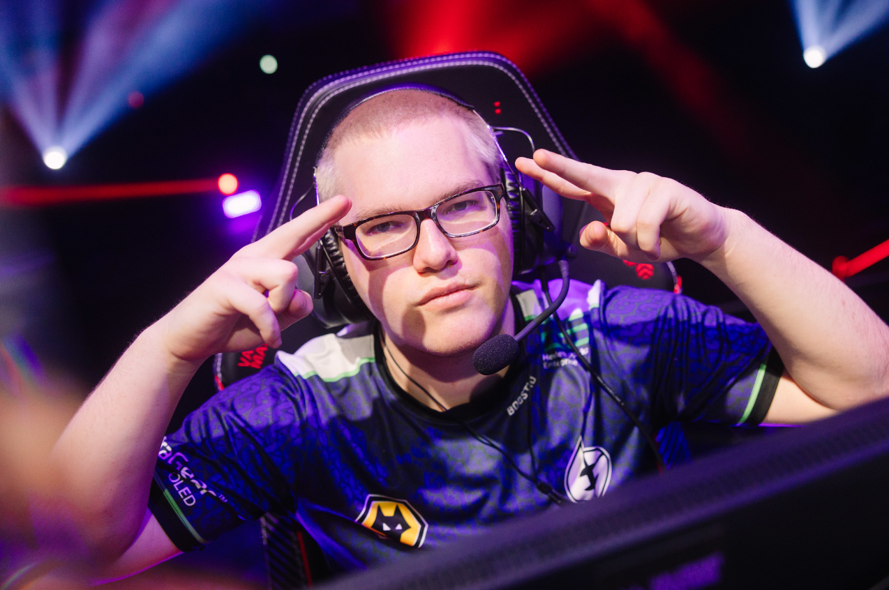 Boostio fra 100 Thieves: “Vi har brug for meget mere trash talk i ligaen”