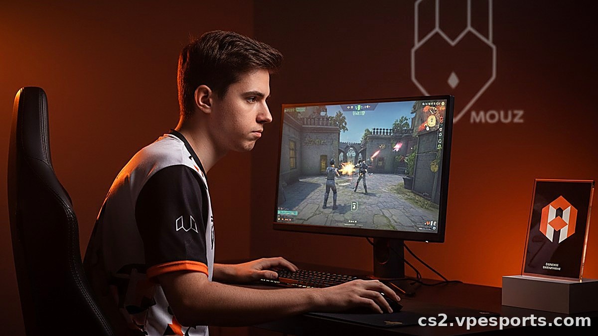 MOUZ tekent voormalig academy-speler PR voor hoofd-CS2-roster