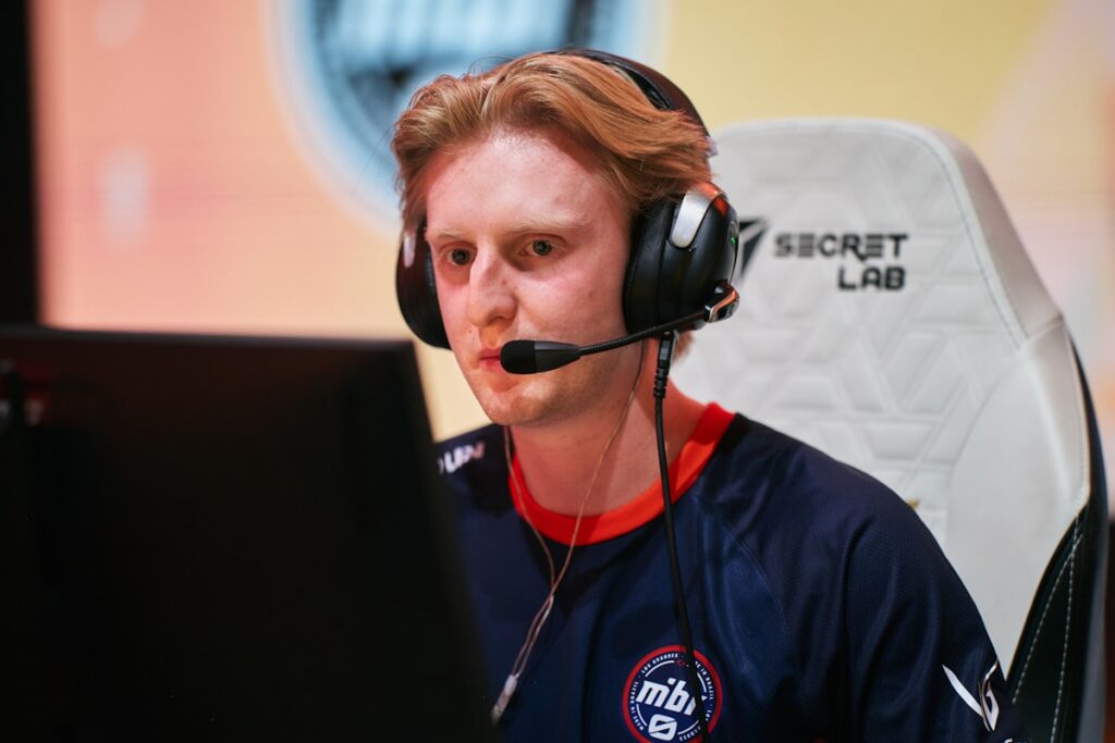 LNZ in MIBR